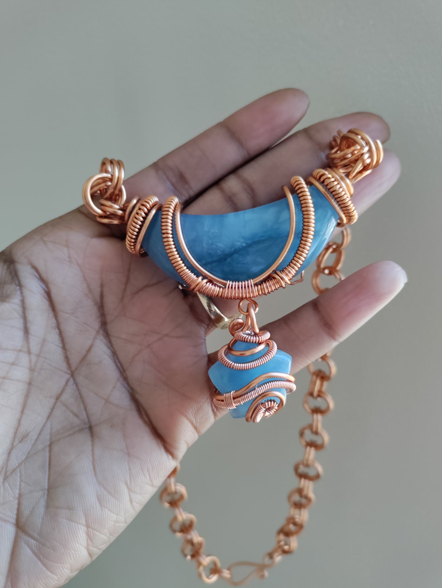 A Quality Aquamarine Nu Goddess Necklace